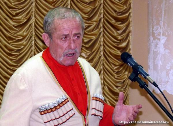 Концерт народного хора "Жемчужина", посвященный дню 72-й годовщины освобождения Краснодара от фашистов